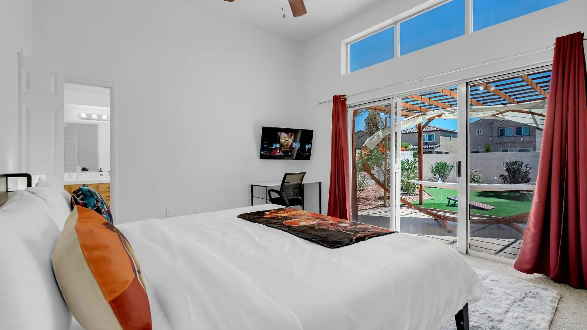 8Br 5Ba Superhero Retreat-King Beds, Bbq, Hammock, Firepit, Minigolf, Workspace Las Vegas 0*,