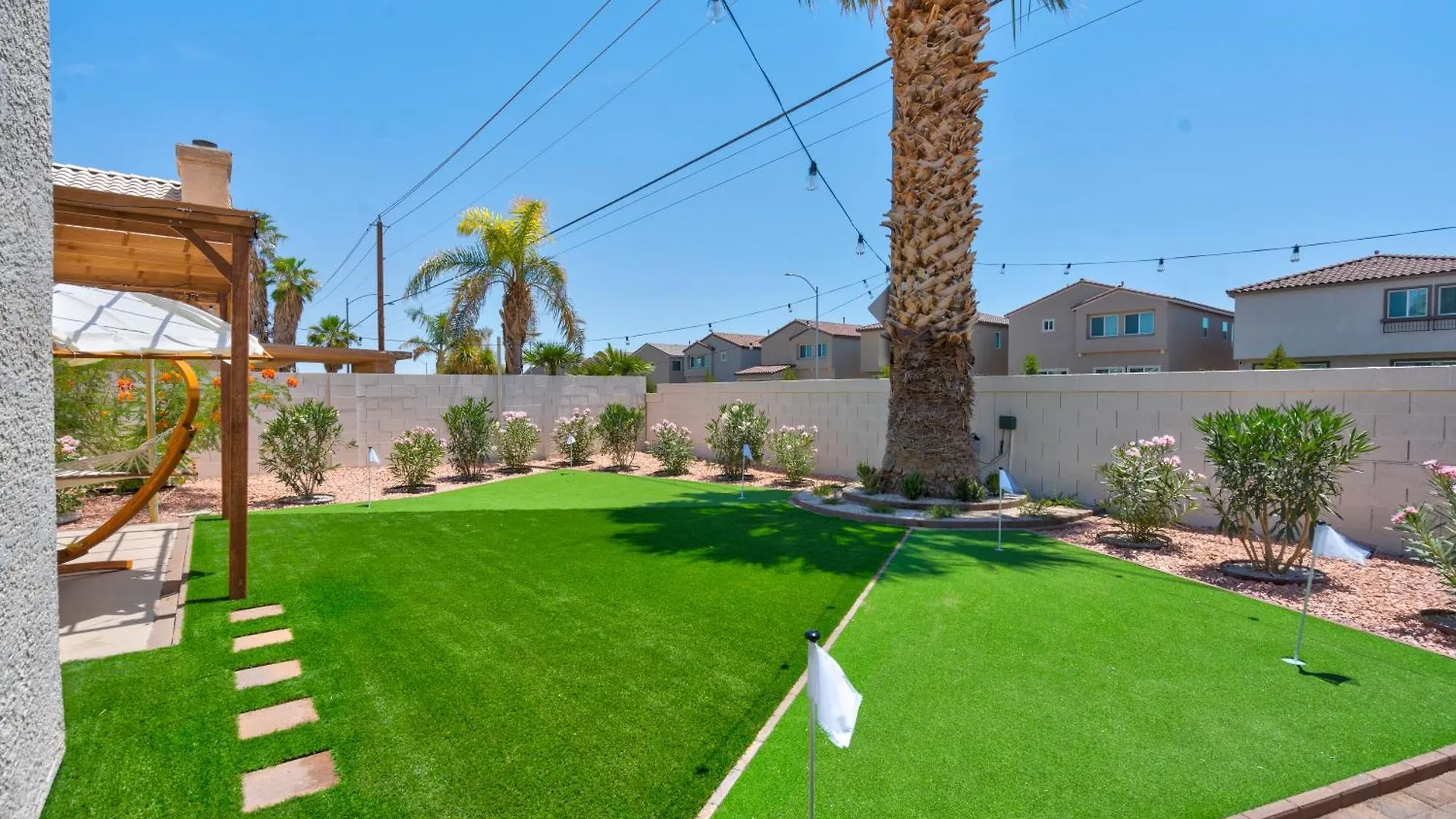 Villa 8Br 5Ba Superhero Retreat-King Beds, Bbq, Hammock, Firepit, Minigolf, Workspace Las Vegas