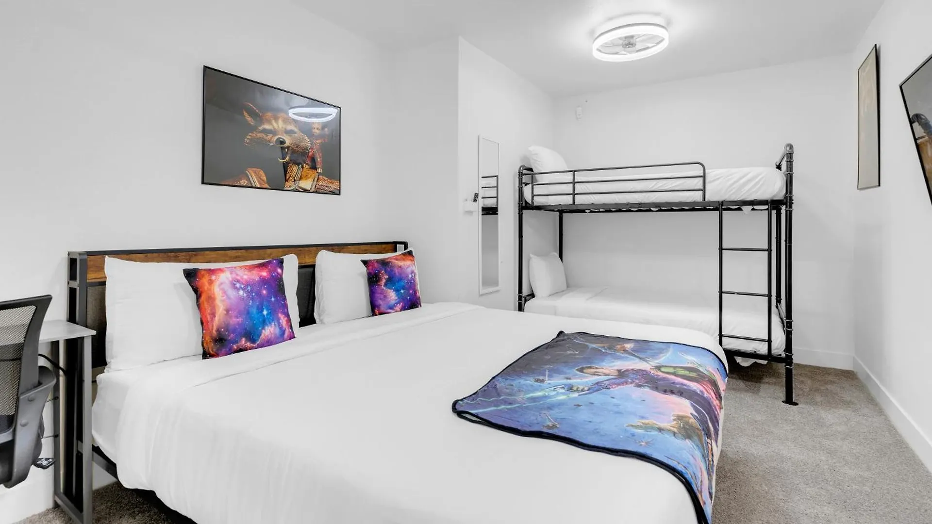 8Br 5Ba Superhero Retreat-King Beds, Bbq, Hammock, Firepit, Minigolf, Workspace Las Vegas 0*,  USA