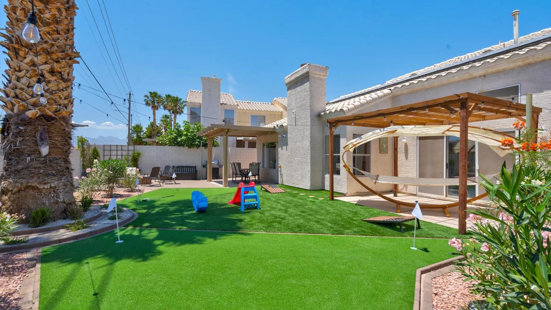 8Br 5Ba Superhero Retreat-King Beds, Bbq, Hammock, Firepit, Minigolf, Workspace Las Vegas USA
